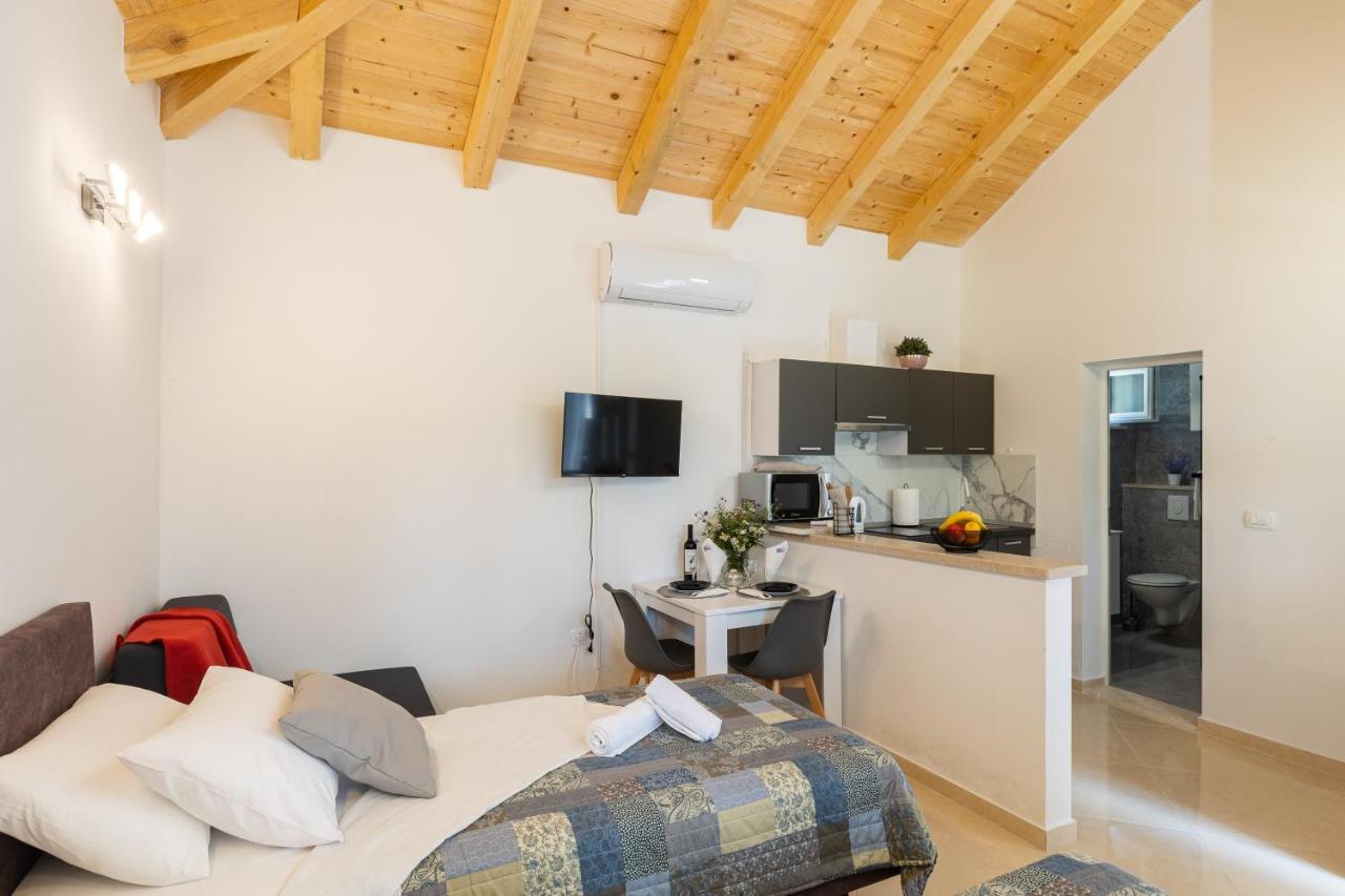 Apartments Roza Млини Екстер'єр фото