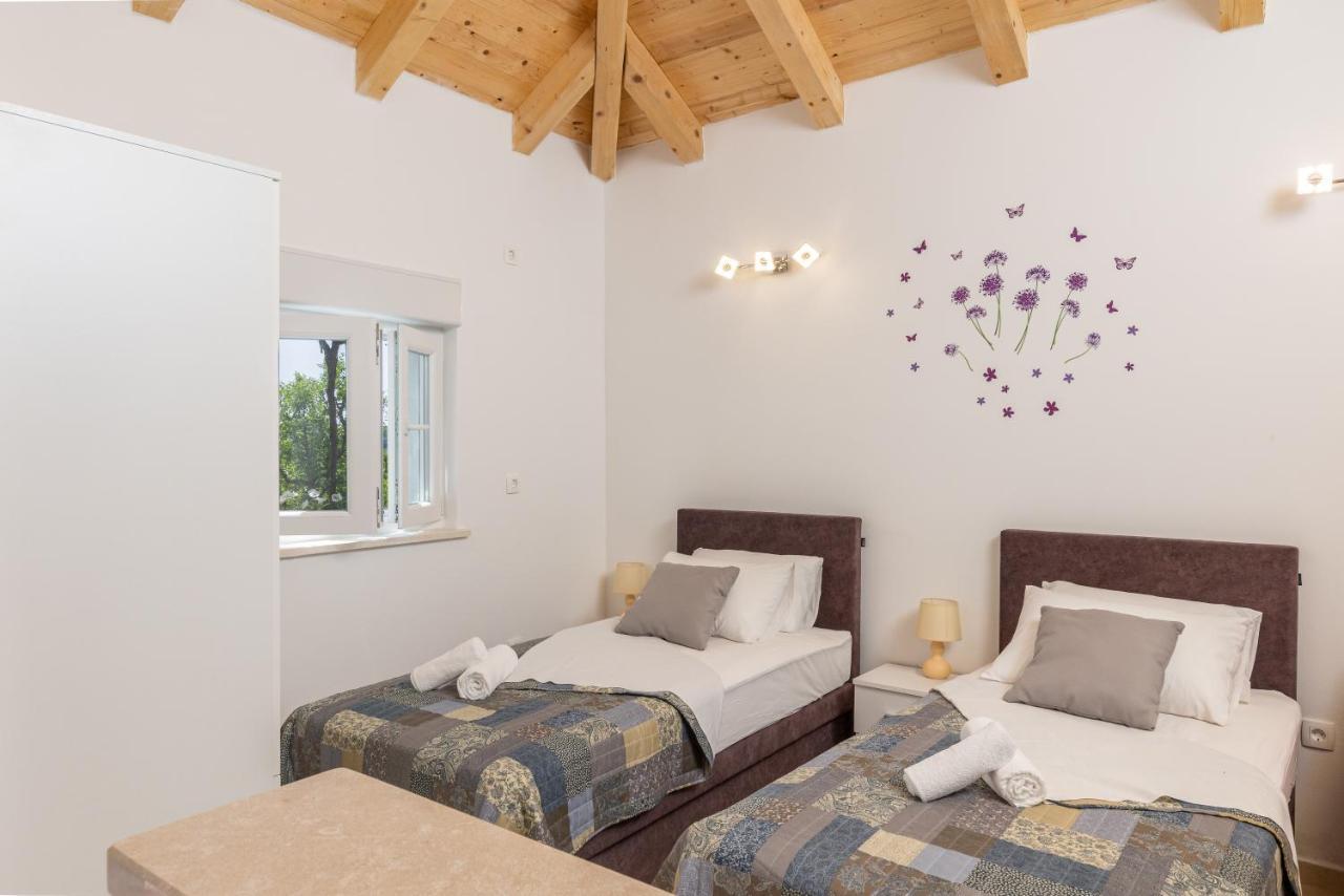 Apartments Roza Млини Екстер'єр фото