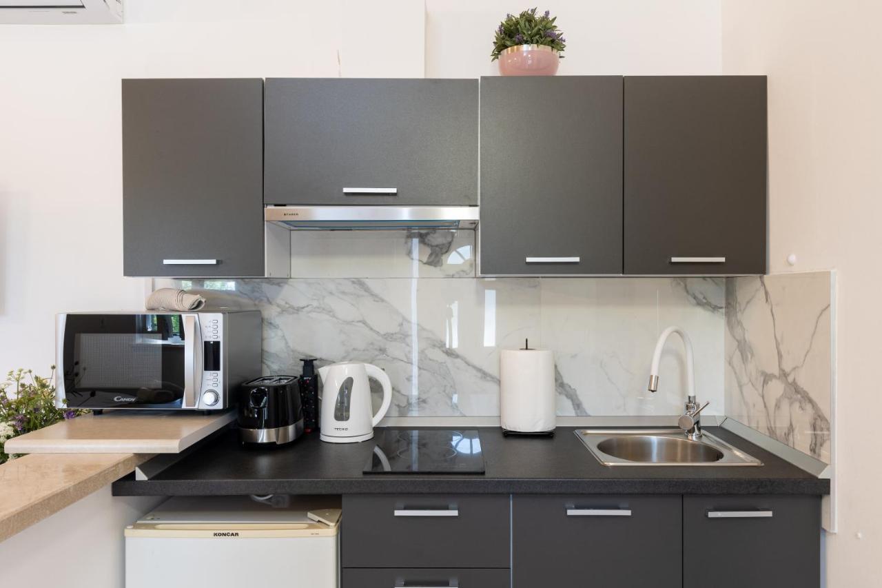 Apartments Roza Млини Екстер'єр фото